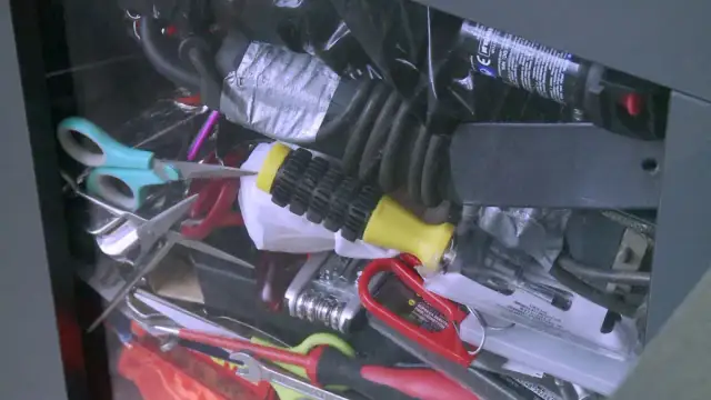 Czego nie wniesiemy na pokład samolotu? Oto zakazane przedmioty