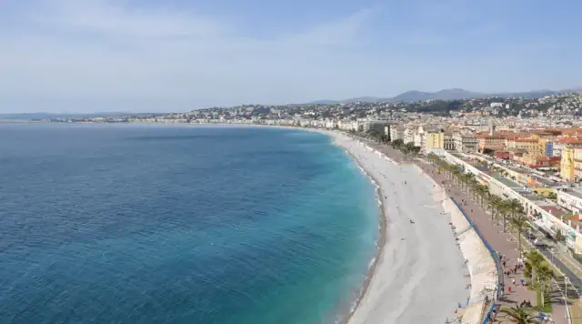 Czy w Nicei jest bezpiecznie? Poznaj zagrożenia i bezpieczne miejsca