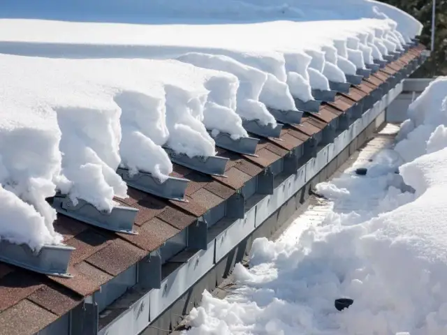 Ile śniegołapów na dach? Kluczowe czynniki, które musisz znać