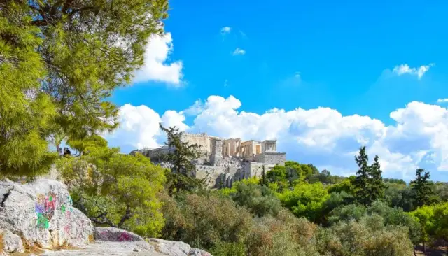 Ateny: Czy są bezpieczne? Praktyczny przewodnik dla turystów