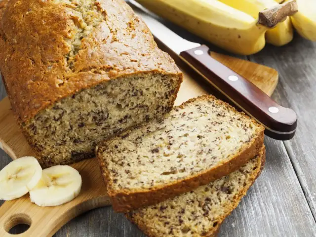 Zakalec w chlebku bananowym? Przyczyny i triki na idealny wypiek