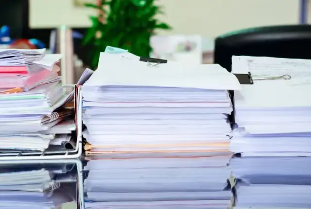 Ile kosztuje umowa przedwstępna u notariusza? Pełny przewodnik 2024