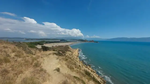 Wlora: przewodnik po plażach, atrakcjach i rejsach planuj wakacje!