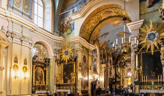 Kościół Wizytek w Warszawie: Perła baroku. Historia i architektura świątyni