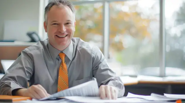 Ile biorą biura nieruchomości? Prowizje 2024 - poznaj stawki!