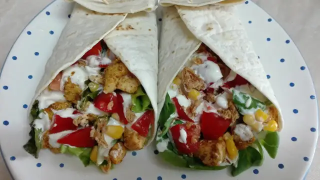 Jakie sosy do tortilli z kurczakiem? Przepisy i porady eksperta