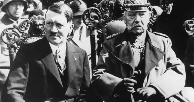 Dlaczego Niemcy wybrali Hitlera? Kluczowe przyczyny jego władzy