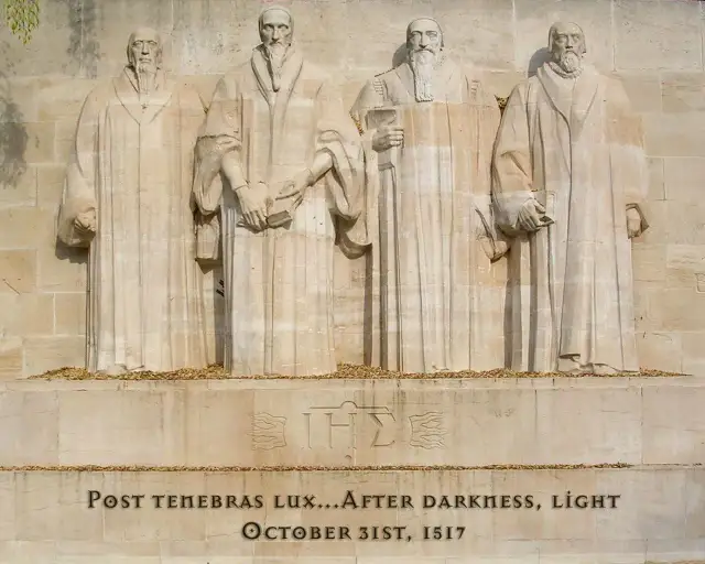 Na czym polega wiara protestancka? Kluczowe zasady i różnice