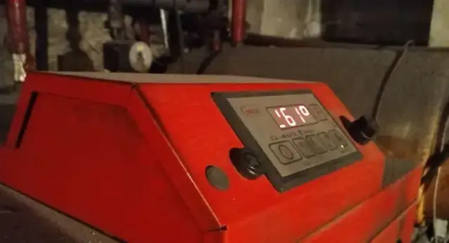 Jak ustawić piec z podajnikiem na ekogroszek, aby uniknąć problemów