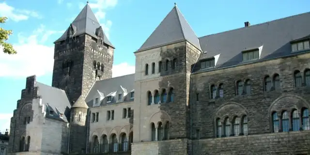 Zamek Cesarski w Poznaniu: Fascynująca Historia i Tajemnice Architektury