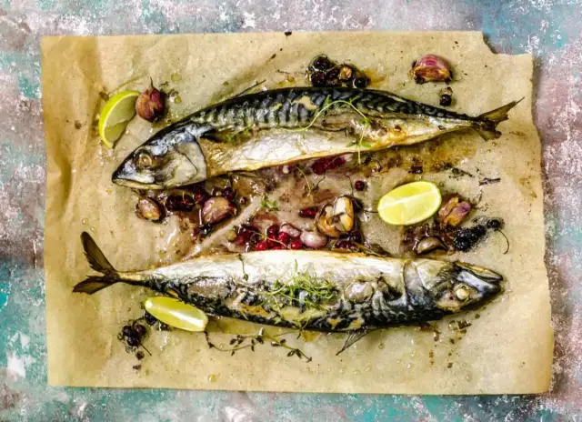 Ile czasu piec rybę? Sekret soczystości i smaku