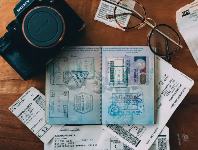 Jak długo wyrabia się paszport? Sprawdź, co warto wiedzieć o czasie oczekiwania