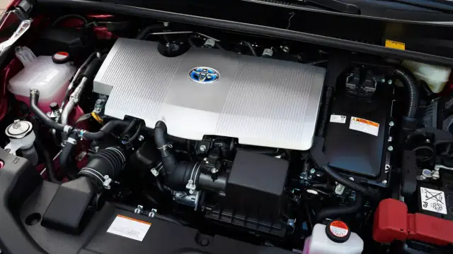 Co jest pod maską samochodu Toyota Yaris - poznaj wszystkie wersje silnikowe