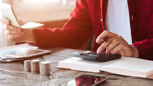 Czy Vivus dzwoni do pracodawcy? Odkryj prawdę o weryfikacji zatrudnienia