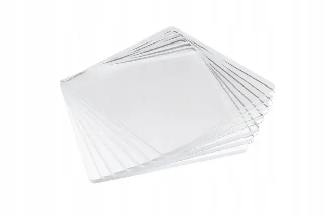 Pleksa na dachy: Jak wybrać najlepszy materiał i uniknąć błędów