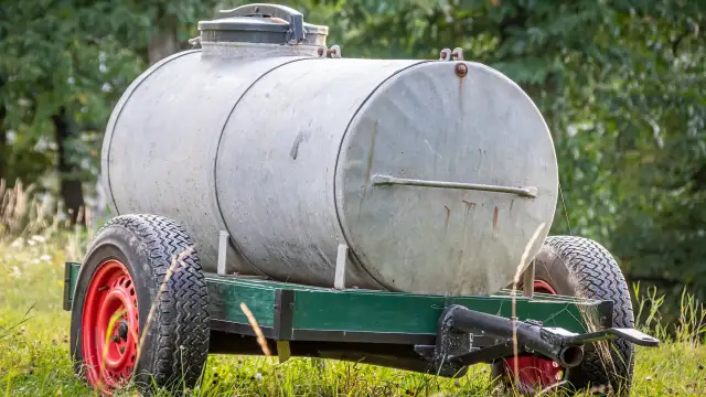 Przydomowa oczyszczalnia ścieków dlaczego śmierdzi i jak to naprawić