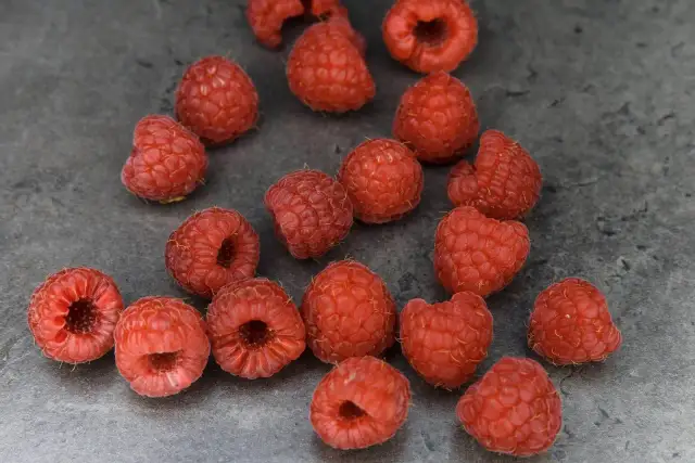 Wie viel Kalorien haben Himbeeren und warum sie gesund sind