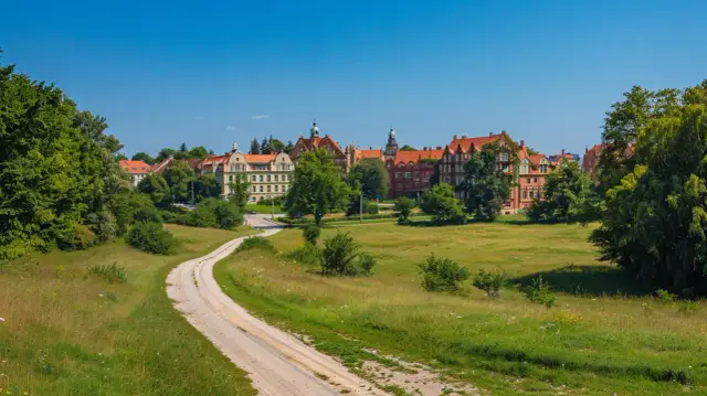 Kobierzyn: Atrakcje turystyczne i zabytki w miejscowości Kobierzyn