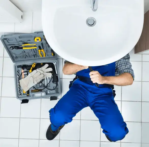 Jak zdobyć zawód hydraulika i uniknąć pułapek w karierze