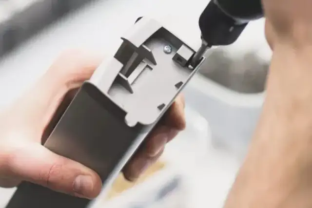 Jak zamontować wentylację w oknach, aby uniknąć problemów z powietrzem