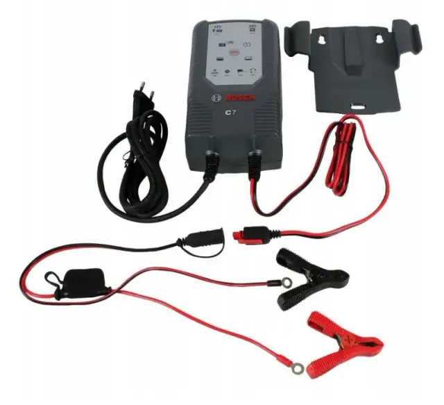 Prostownik Bosch C3 czy C7 – który model lepszy dla Twojego auta?