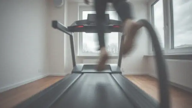 Czy bieganie na bieżni jest zdrowe? Odkryj korzyści i ryzyka