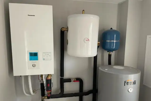 Jakie ciśnienie wody w pompie ciepła Panasonic jest optymalne dla wydajności?