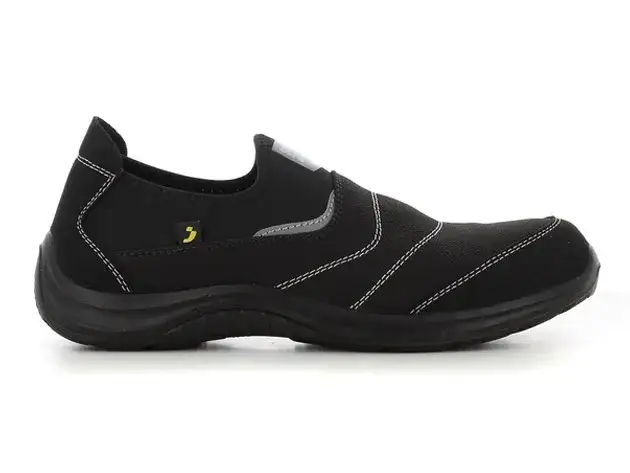 Jakie buty dla kuriera? Wybierz komfort i bezpieczeństwo na co dzień