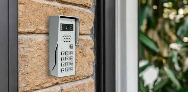 Interkom w domofonie: Funkcje, korzyści i wybór systemu
