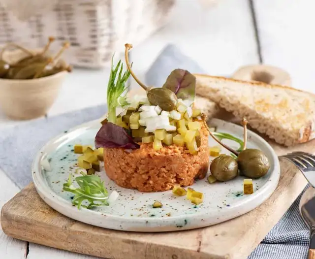 Mięso wegańskie z czego jest zrobione? Odkryj tajemnice składników