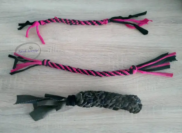 Jak zrobić zabawkę dla psa ze sznurka? Bezpieczny szarpak DIY!