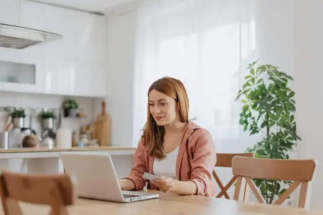 Zmiana PIN karty mBank: Instrukcja krok po kroku i bezpieczeństwo