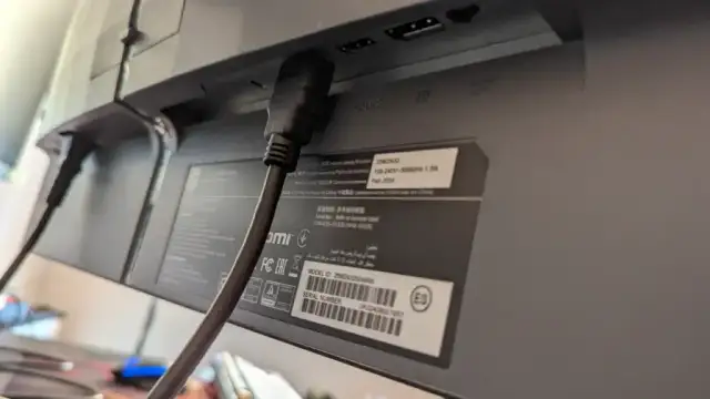 Jaki monitor do PS4 wybrać, aby uniknąć złych wyborów?