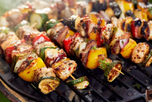 Jak zrobić dobre szaszłyki, które zachwycą każdego smakosza