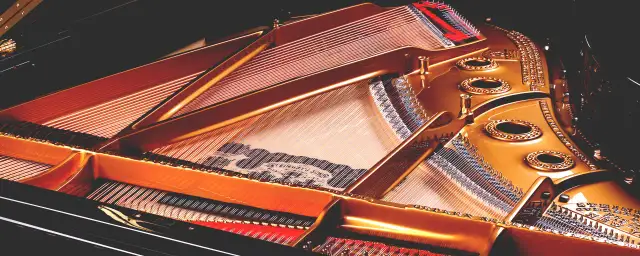 Ile mosiadzu jest w pianinie? Zaskakujące fakty o jego zawartości