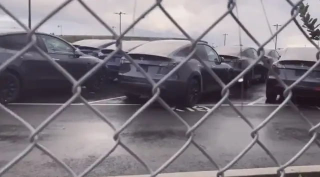 Ile waży Tesla Y? Zaskakujące różnice między wersjami i ich wpływ na wydajność