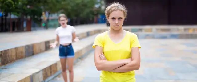 Zaburzenia opozycyjno-buntownicze objawy – jak je rozpoznać i zrozumieć