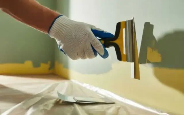 Ile razy malować ściany? Sprawdź, kiedy usunąć starą farbę