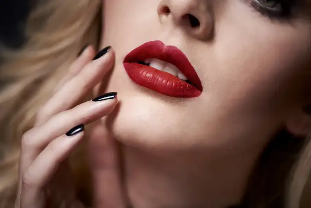 Jakie pigmenty do makijażu permanentnego ust?