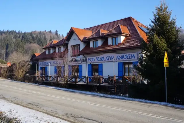 Cisna gdzie zjeść: odkryj najlepsze miejsca na pyszne jedzenie