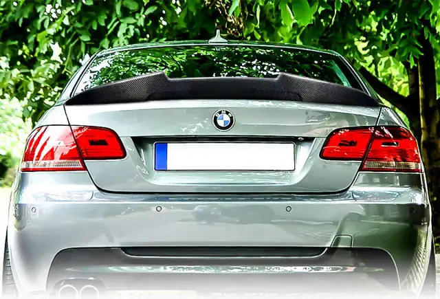 Spoiler do BMW E92: Jaki wybrać? Karbon czy ABS? Poradnik!