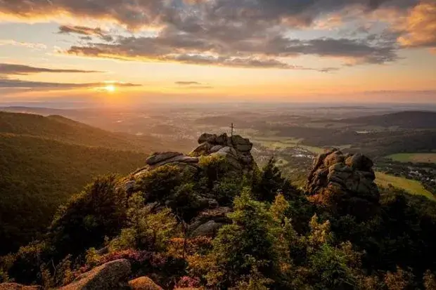 Najpiękniejsze miejsca w Sudetach, które musisz zobaczyć w życiu