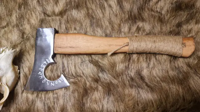 Jak zdobyć topór Lewiatan i jakie właściwości ma ta broń