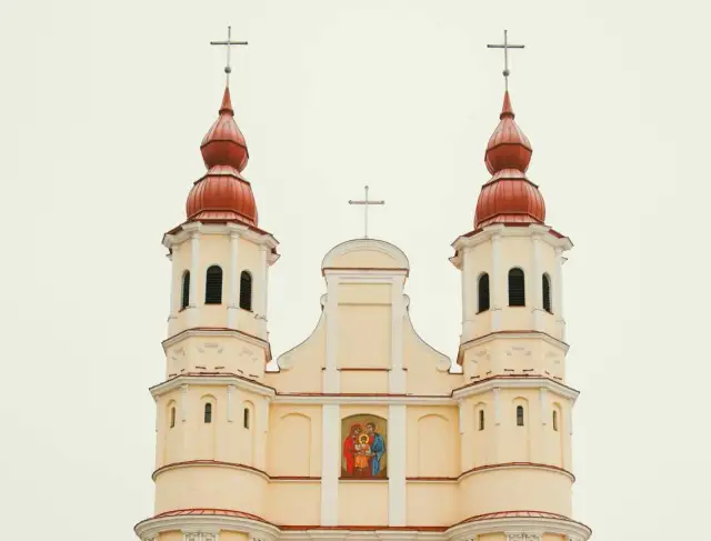 Sanktuarium św. Rodziny w Wyszkowie: Historia i znaczenie dla rodzin