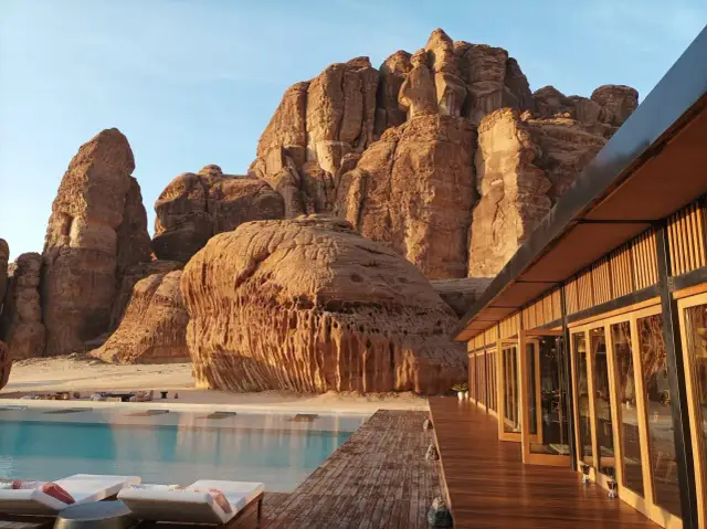 Arabia Saudyjska: atrakcje od Hegry po NEOM. Czy warto jechać?