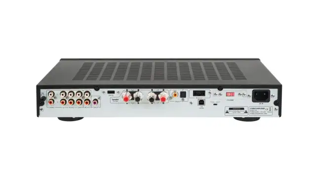 Jak podłączyć kable głośnikowe, aby uniknąć problemów z dźwiękiem