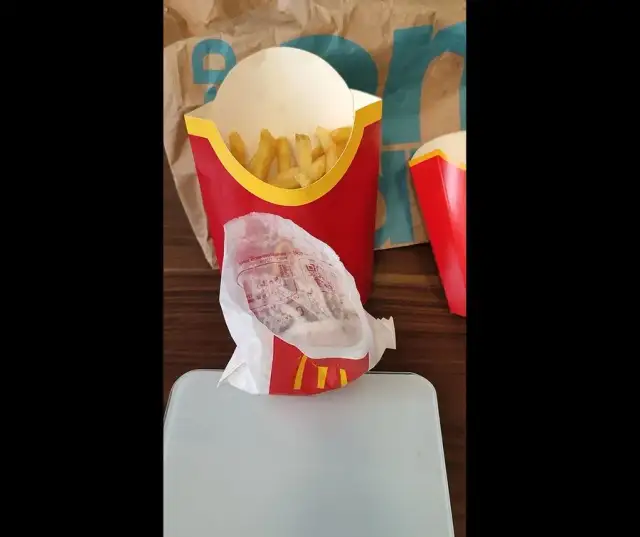 Ile gram mają średnie frytki McDonald's? Zaskakująca waga frytek!