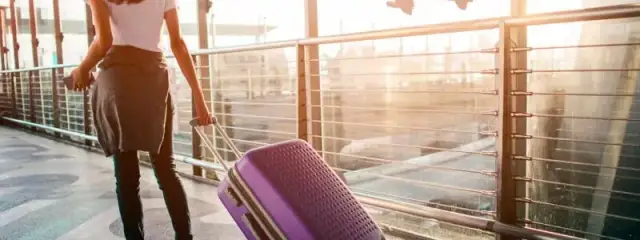 Ile wcześniej na lotnisku Balice, by uniknąć stresu przed lotem?