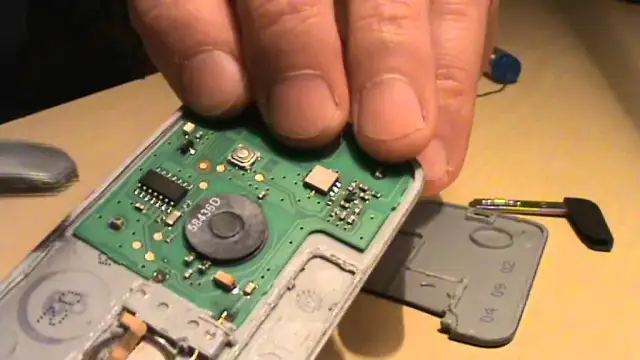 Jak otworzyć lagunę 2 bez karty i kluczyka - sprawdzone metody awaryjne