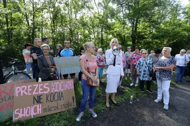 Kto kontroluje radę nadzorczą spółdzielni mieszkaniowej i jak to działa?